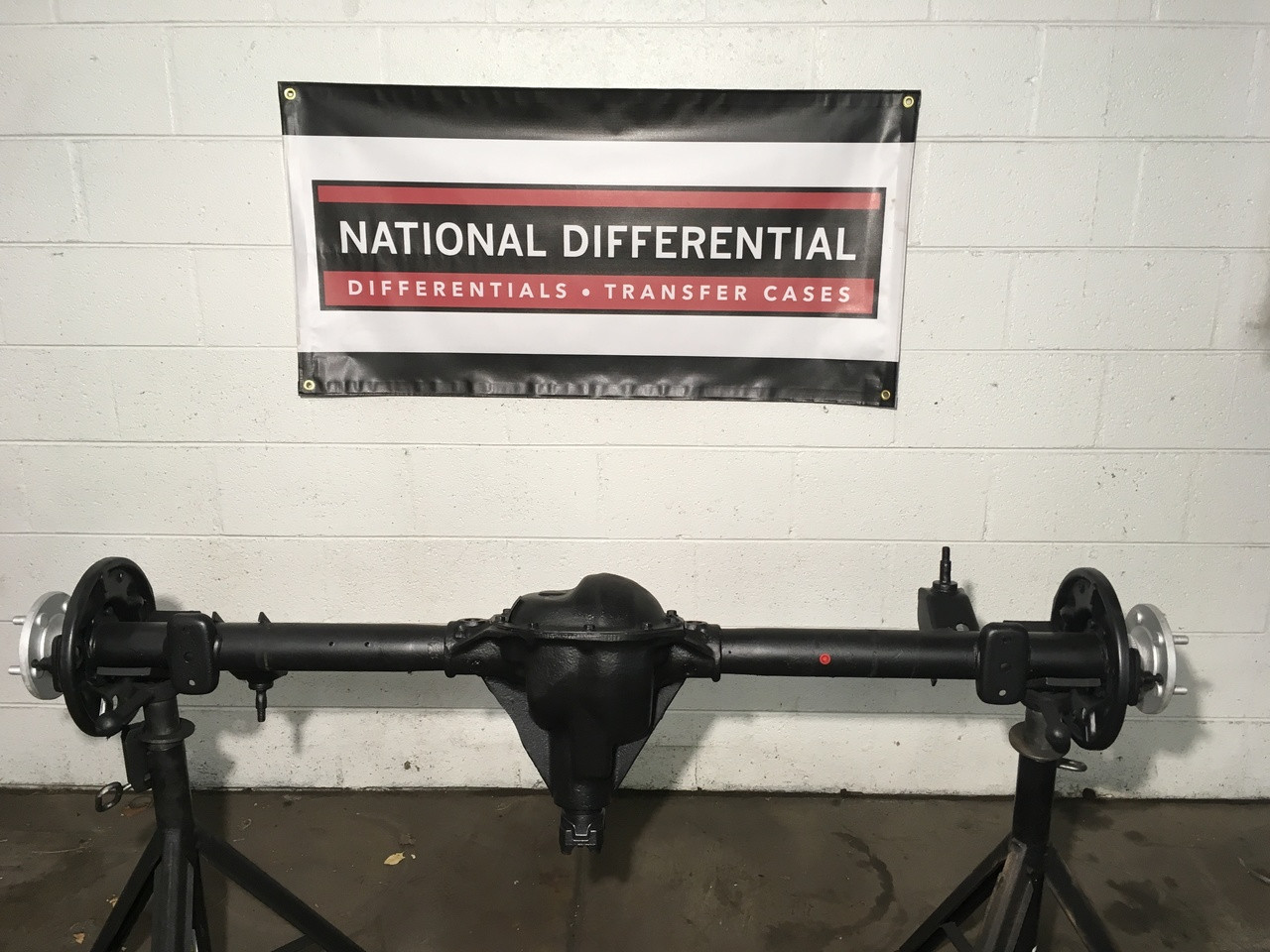 Jeep Cherokee XJ Dana 35 Rear Differential Axle for 1990-1997 with ABS and Limited Slip